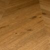 Tugevdatud südamikuga LVT vinüülparkett Floorify Chevron Oscar F733 – vaade 3