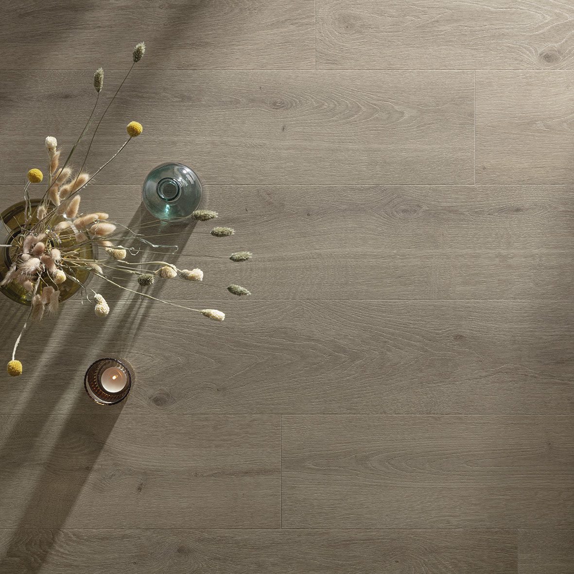 Tugevdatud südamikuga LVT vinüülparkett Floorify Plank Stonehenge F053 – vaade 4